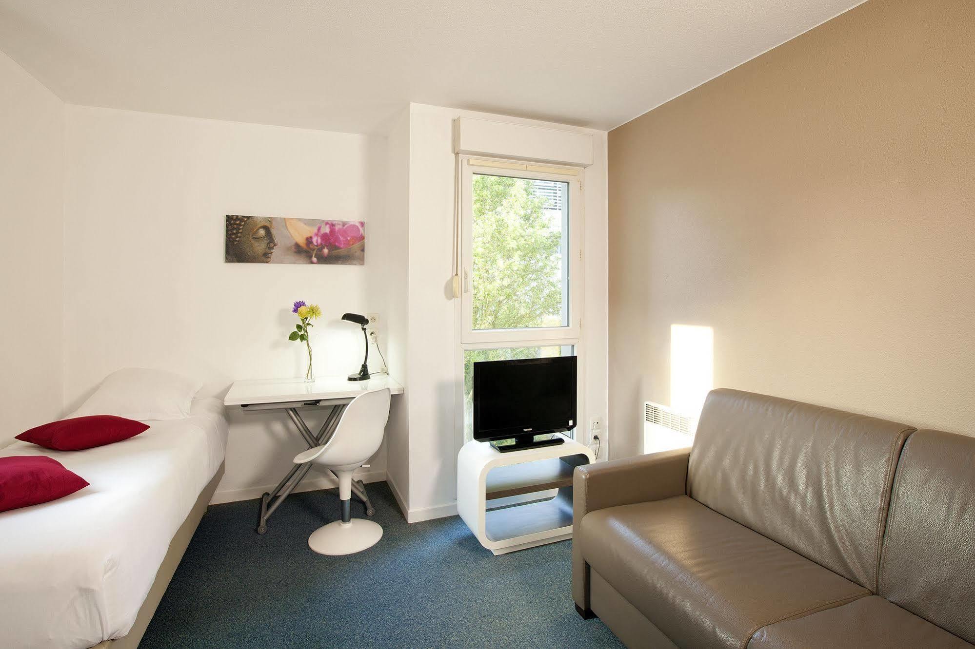 Sejours & Affaires La Rochelle Les Minimes Aparthotel Buitenkant foto