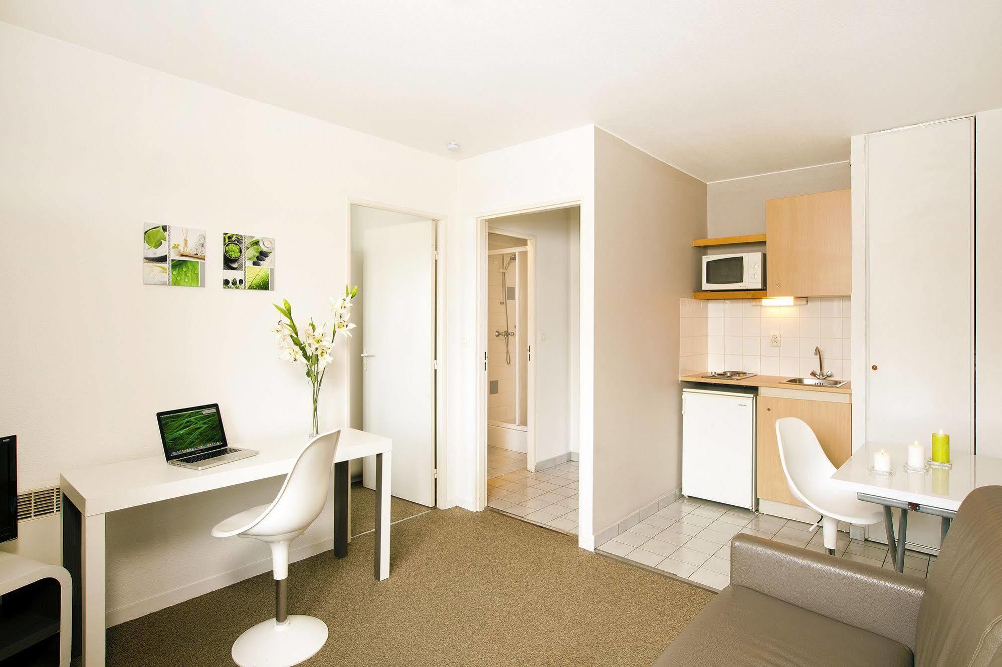 Sejours & Affaires La Rochelle Les Minimes Aparthotel Buitenkant foto