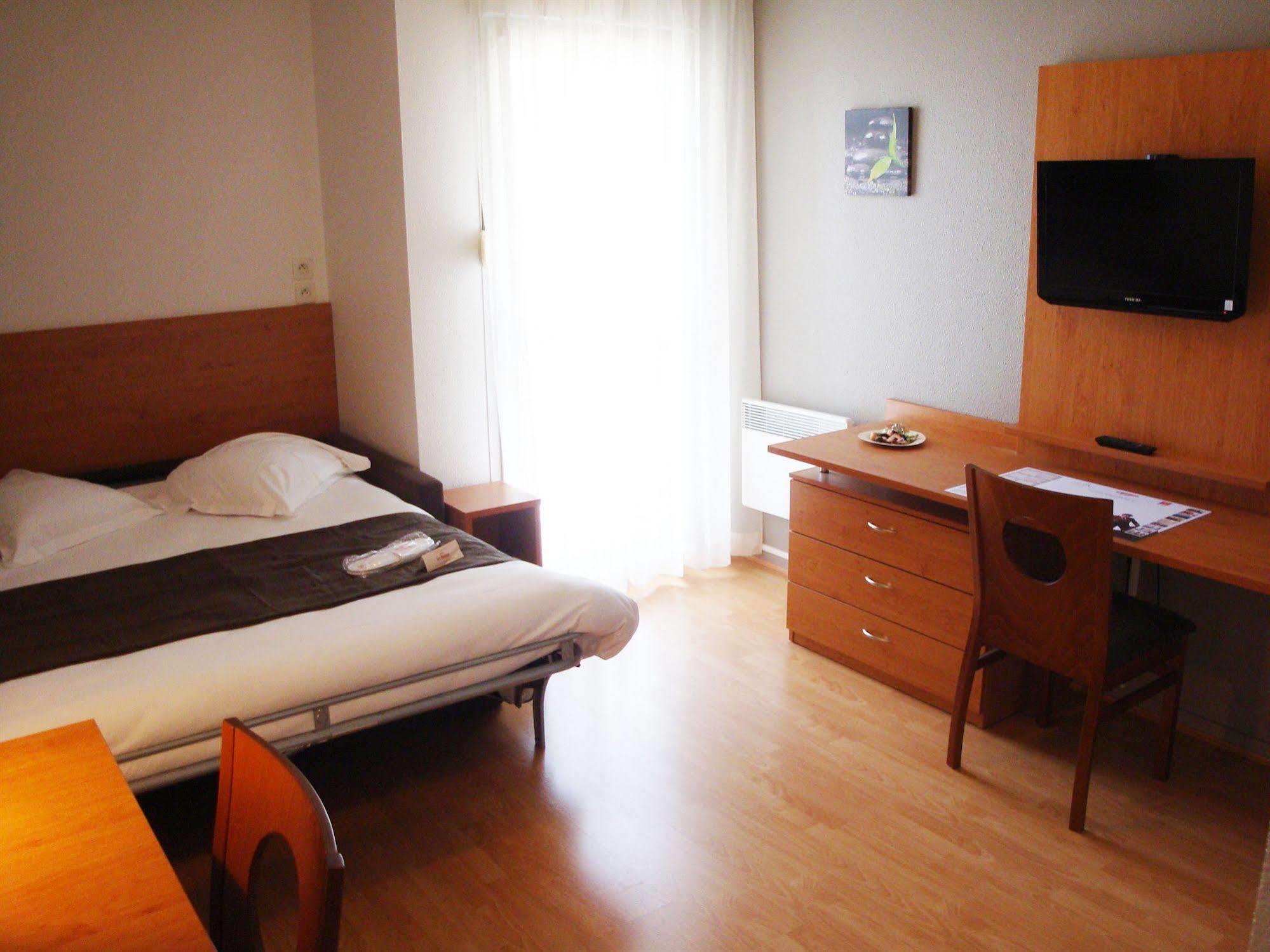 Sejours & Affaires La Rochelle Les Minimes Aparthotel Buitenkant foto