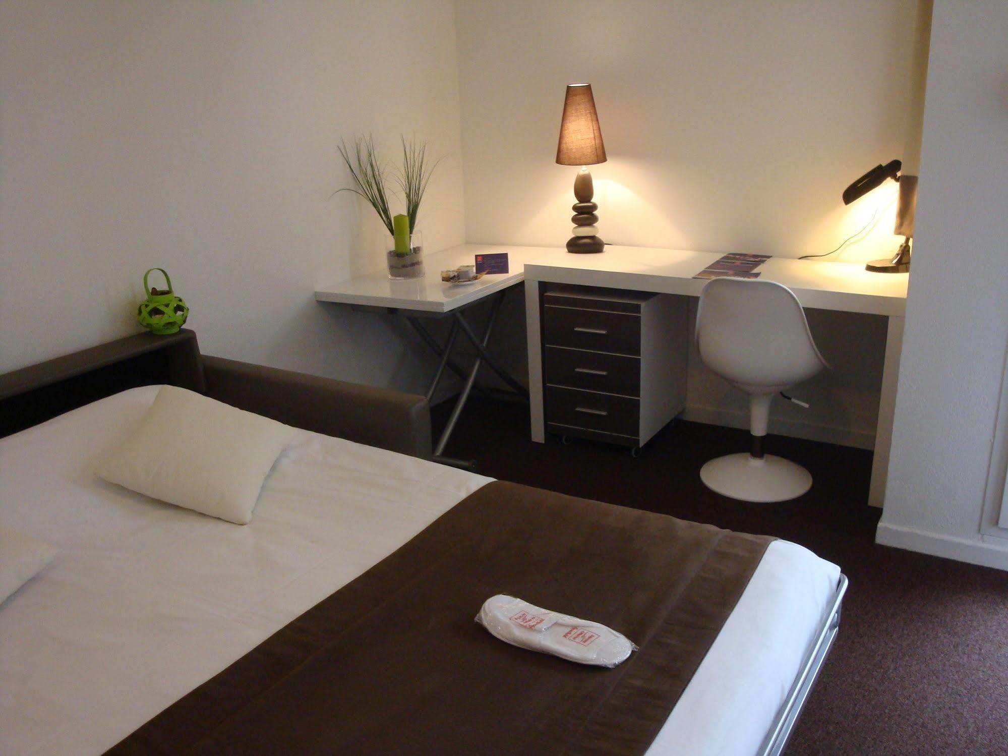 Sejours & Affaires La Rochelle Les Minimes Aparthotel Buitenkant foto