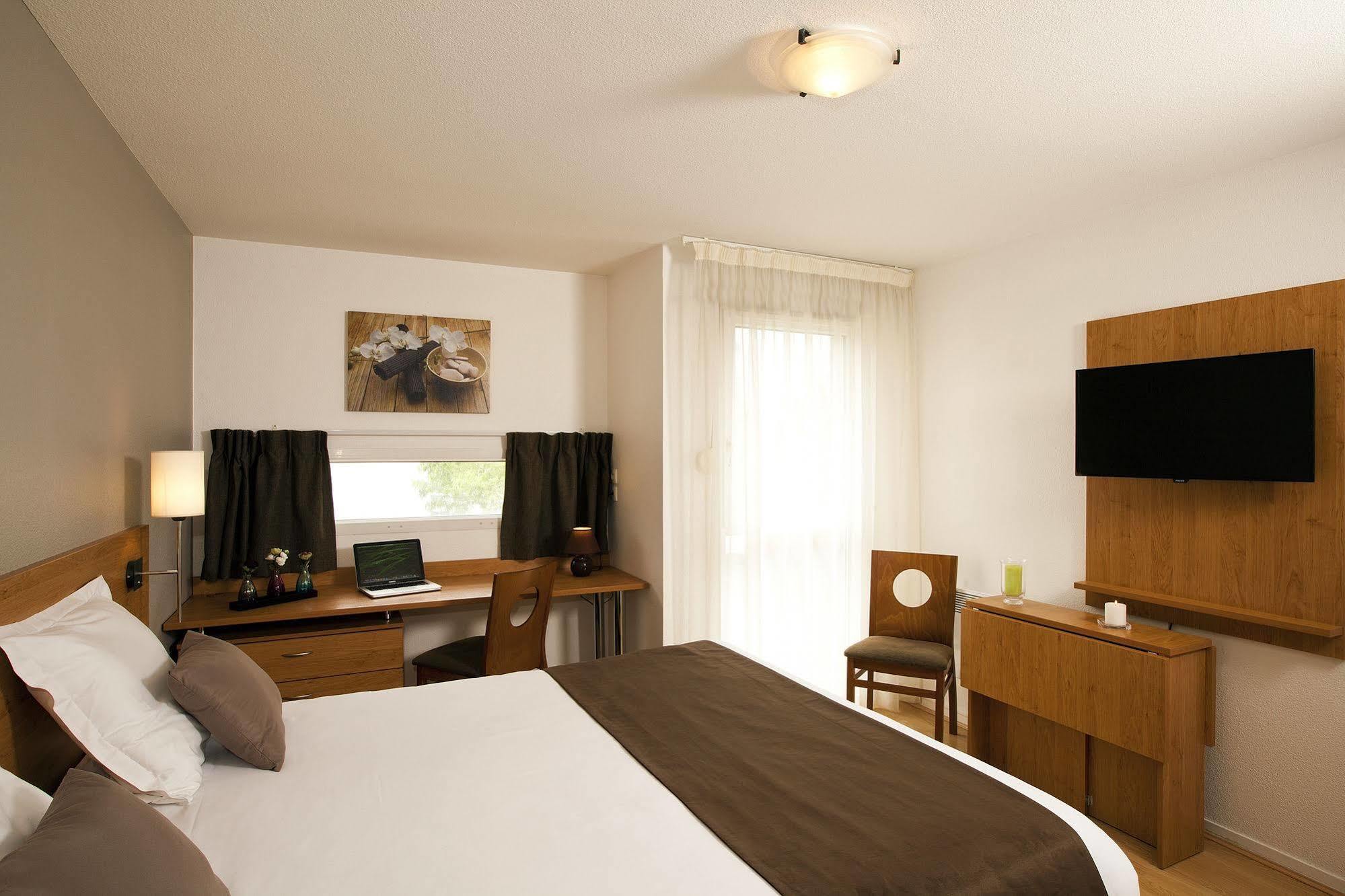 Sejours & Affaires La Rochelle Les Minimes Aparthotel Buitenkant foto